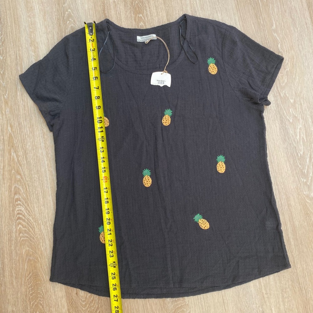 World Market Black Cotton Pineapple Embroidered Short Sleeve Top L/XL NWT - Picture 4 of 6
